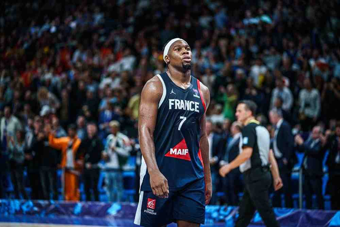 包含太狠了！西亚卡姆在法国队比赛中比分优势明显浙江稠州再遭质疑备战CBA季后赛，窗口期浙江队伤情更新——德甲节点到来的词条